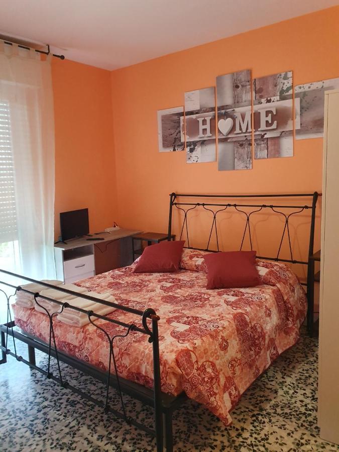 Andrea Affittacamere E B&B Solignano Nuovo Eksteriør bilde